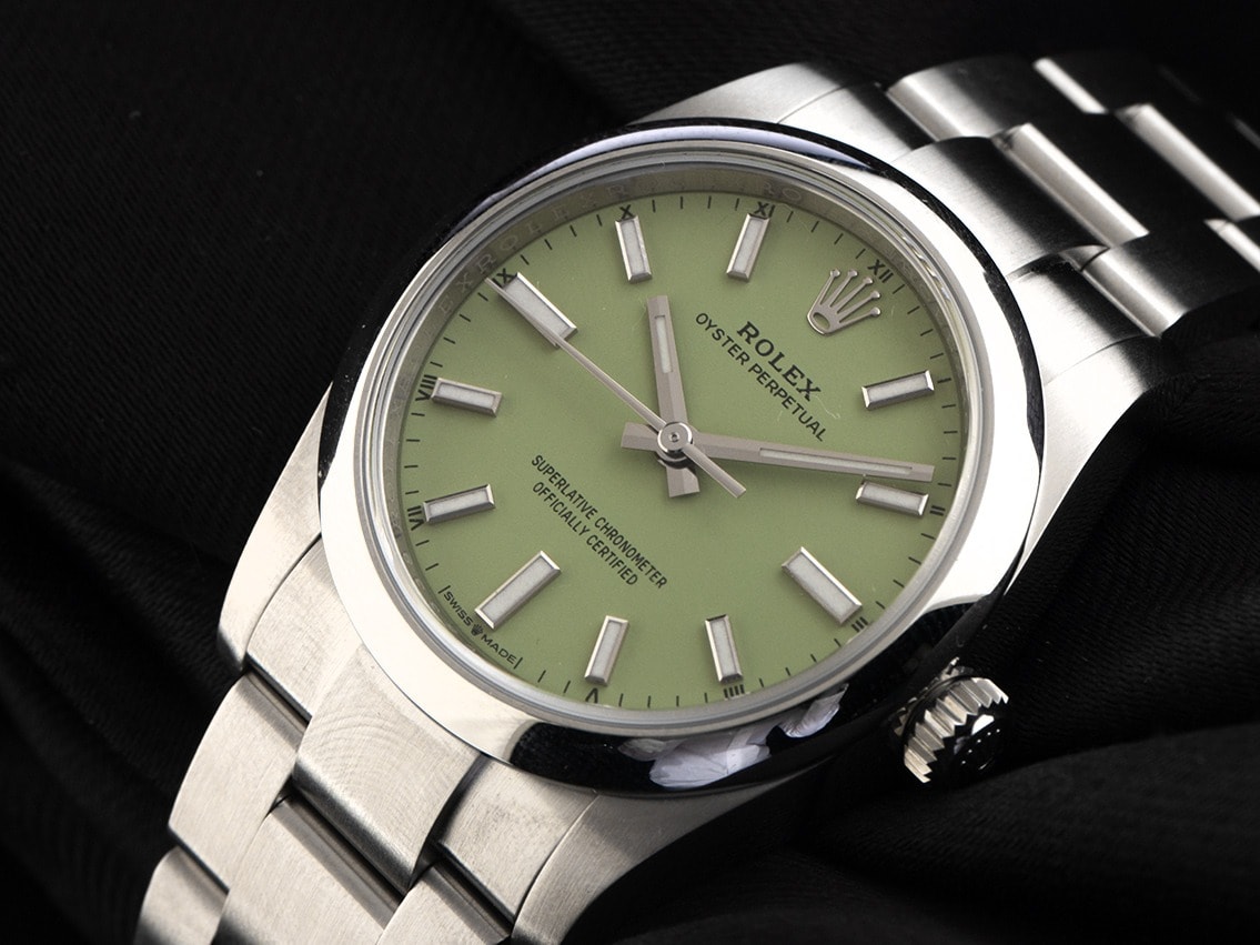 Rolex Oyster Perpetual – Ref. 124200, New – 3/8