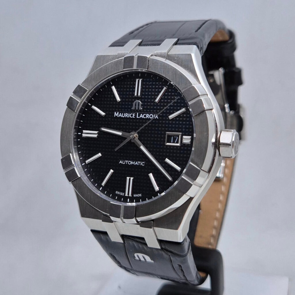 Maurice Lacroix Aikon – Ref. AI6008-SS001-330-1, Gebraucht – 4/13