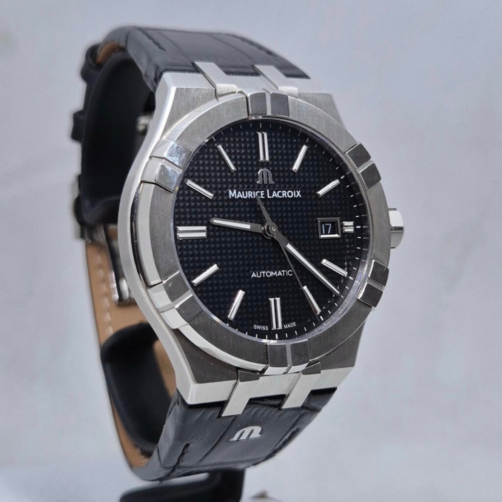 Maurice Lacroix Aikon – Ref. AI6008-SS001-330-1, Gebraucht – 7/13