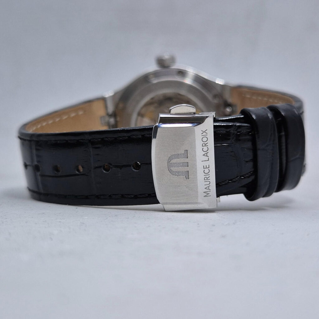 Maurice Lacroix Aikon – Ref. AI6008-SS001-330-1, Gebraucht – 10/13
