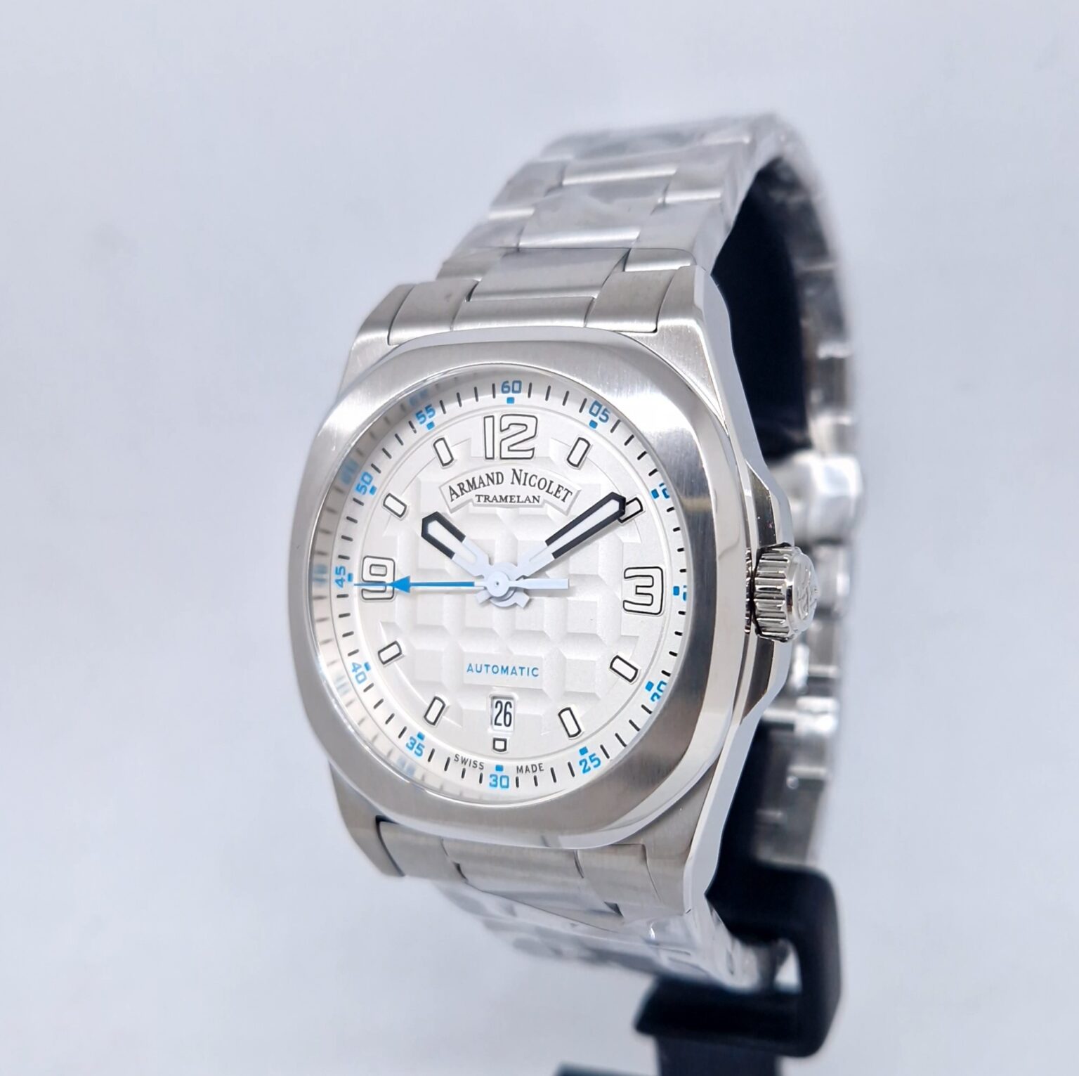 Armand Nicolet JH9 – Ref. A660HAA-AZ-MA4680A, Neu – 5/9