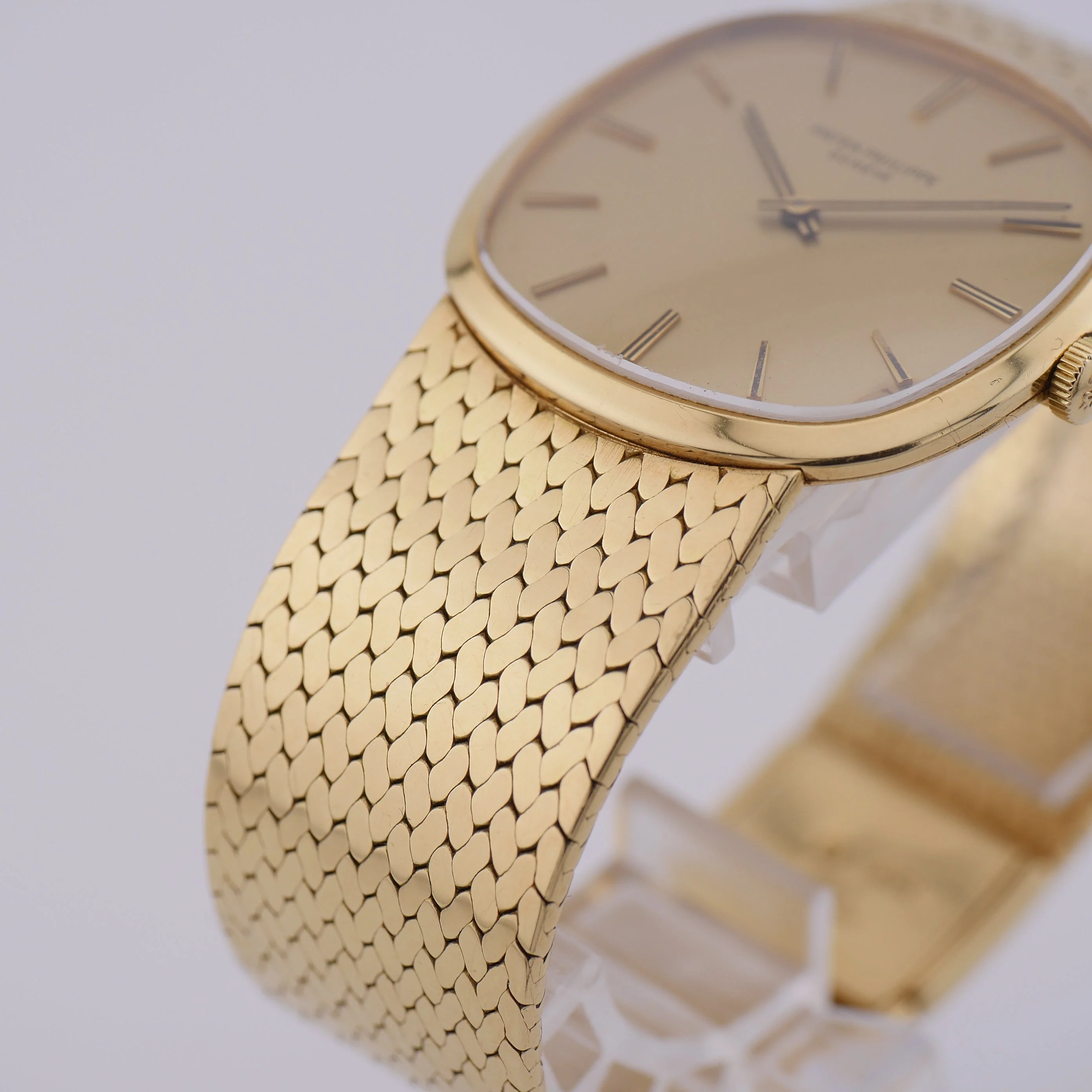 Patek Philippe Ellipse d'Or – Ref. 3544, good – 4/9