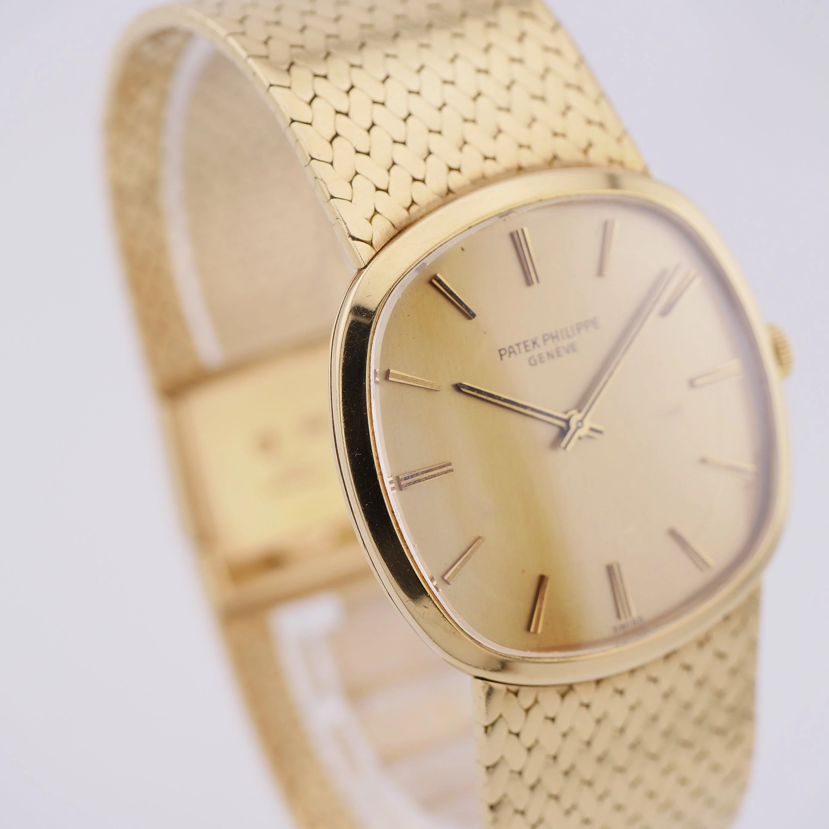 Patek Philippe Ellipse d'Or – Ref. 3544, good – 3/9