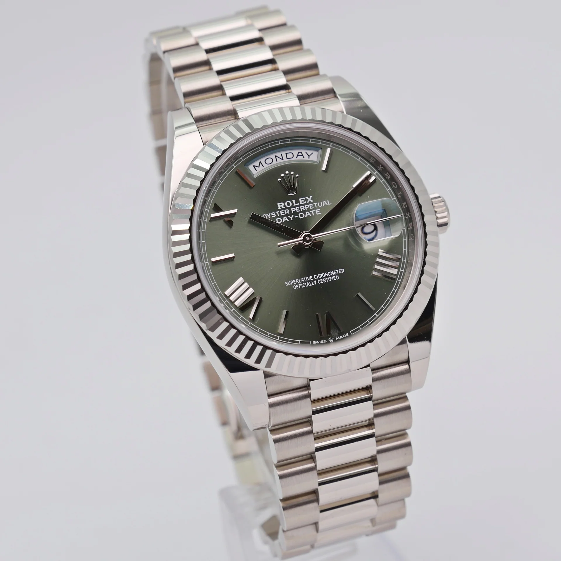 Rolex Day-Date 40 – Ref. 228239, Wie neu – 4/5