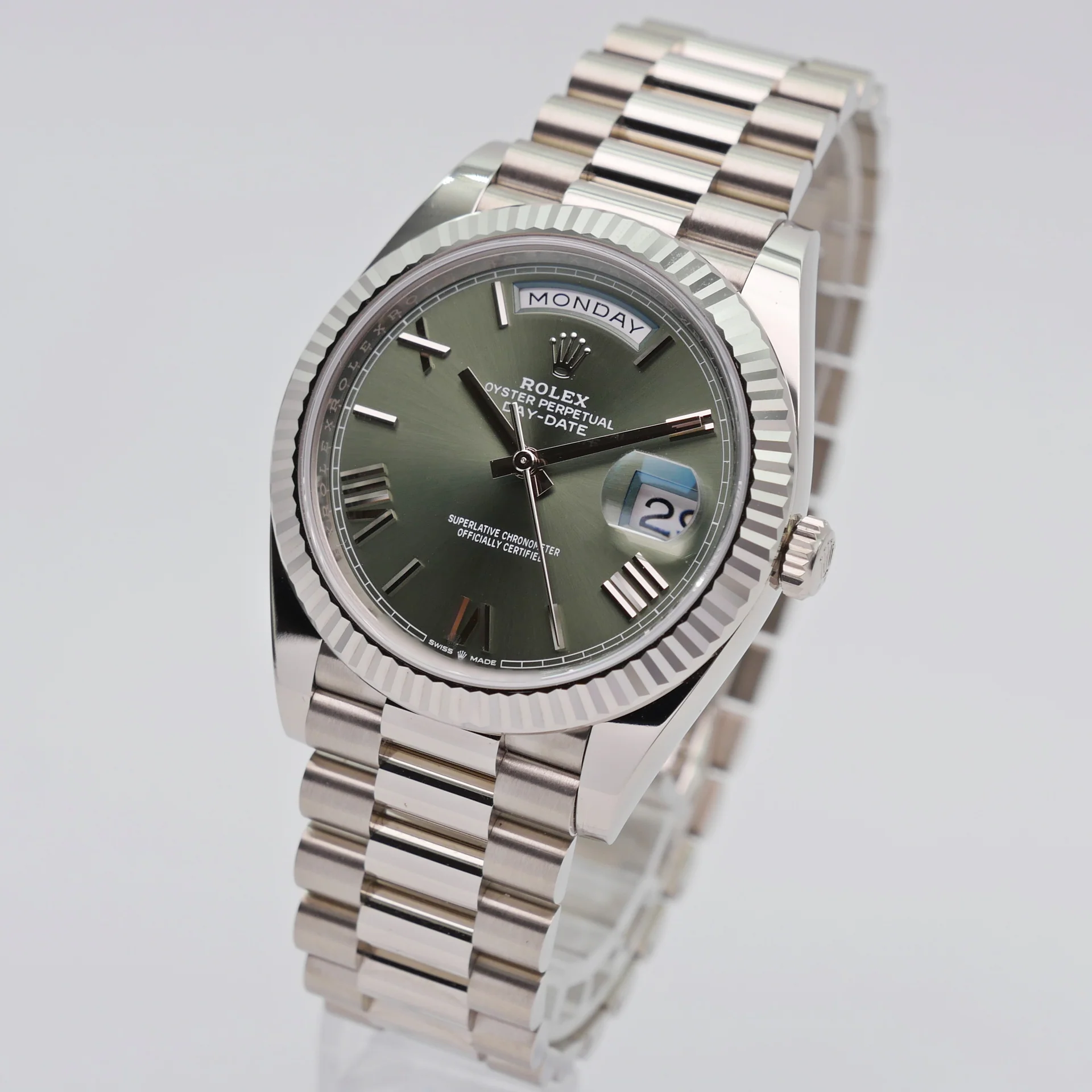 Rolex Day-Date 40 – Ref. 228239, Wie neu – 2/5