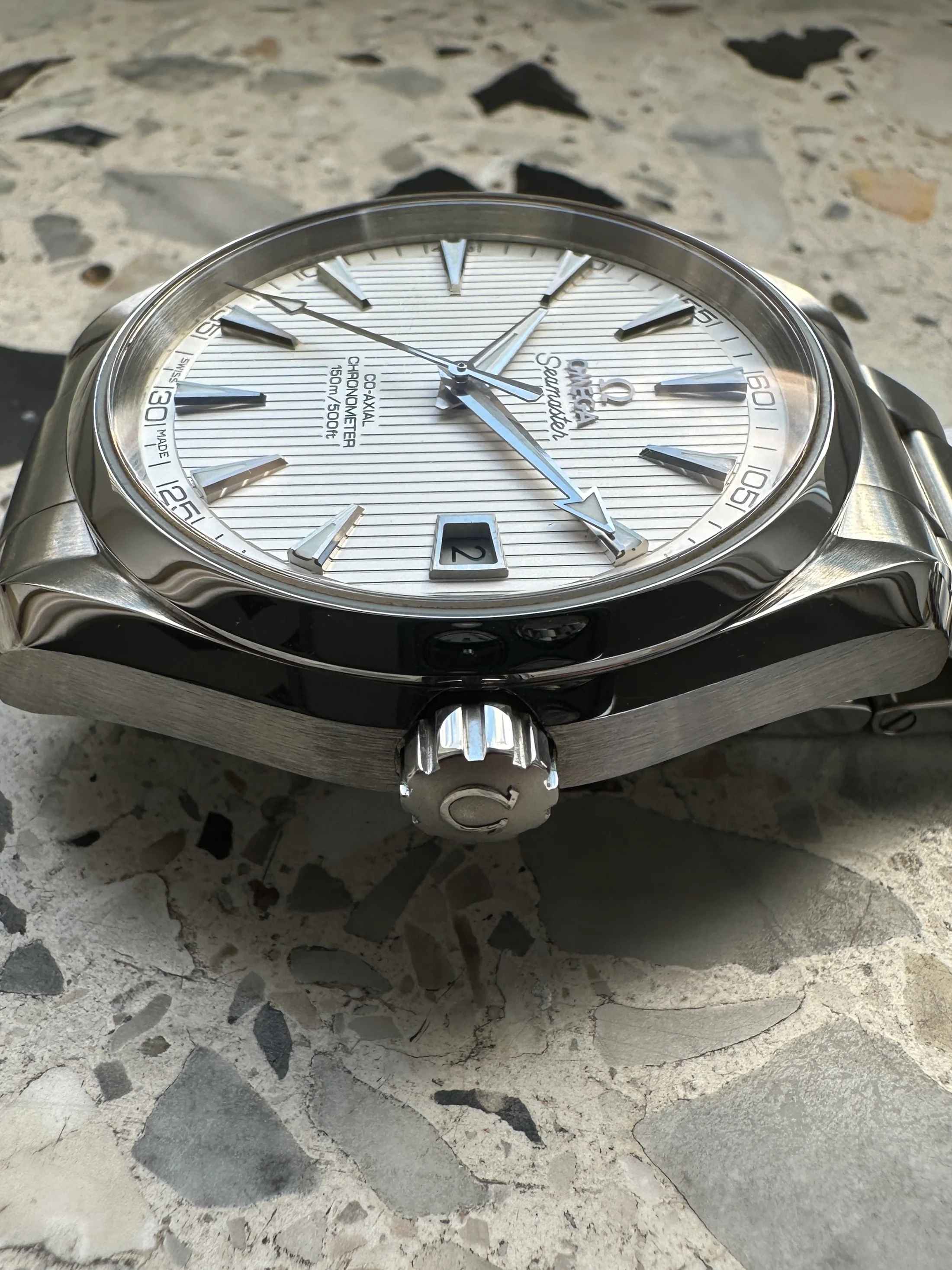 Omega Aqua Terra – Ref. 231.10.42.21.02.001, very good – 8/14