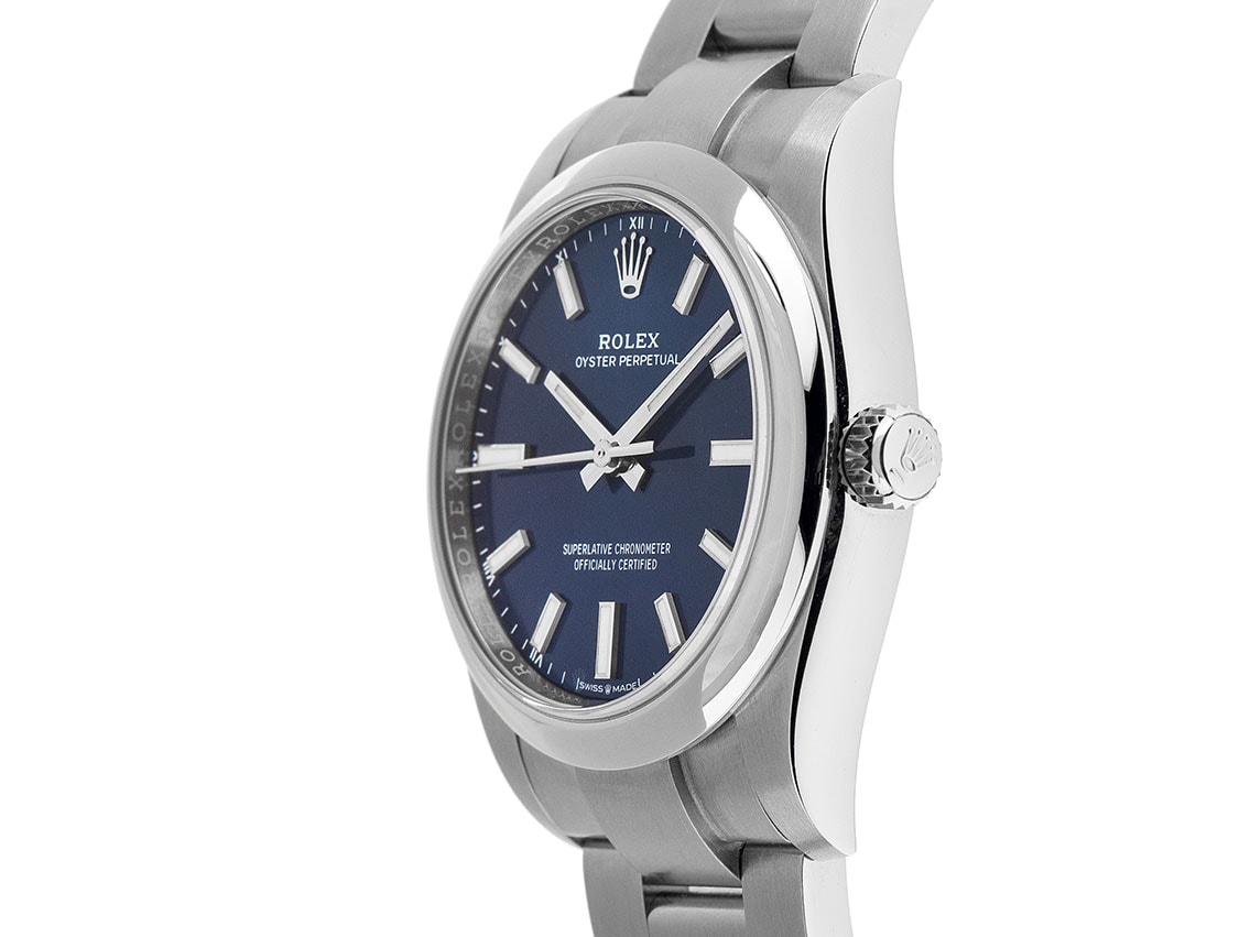 Rolex Oyster Perpetual – Ref. 124200, like new – 4/9