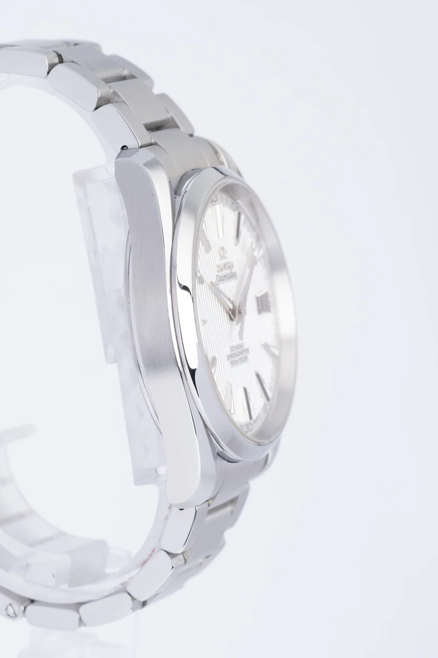 Omega Aqua Terra – Ref. 23110422102001, very good – 3/10