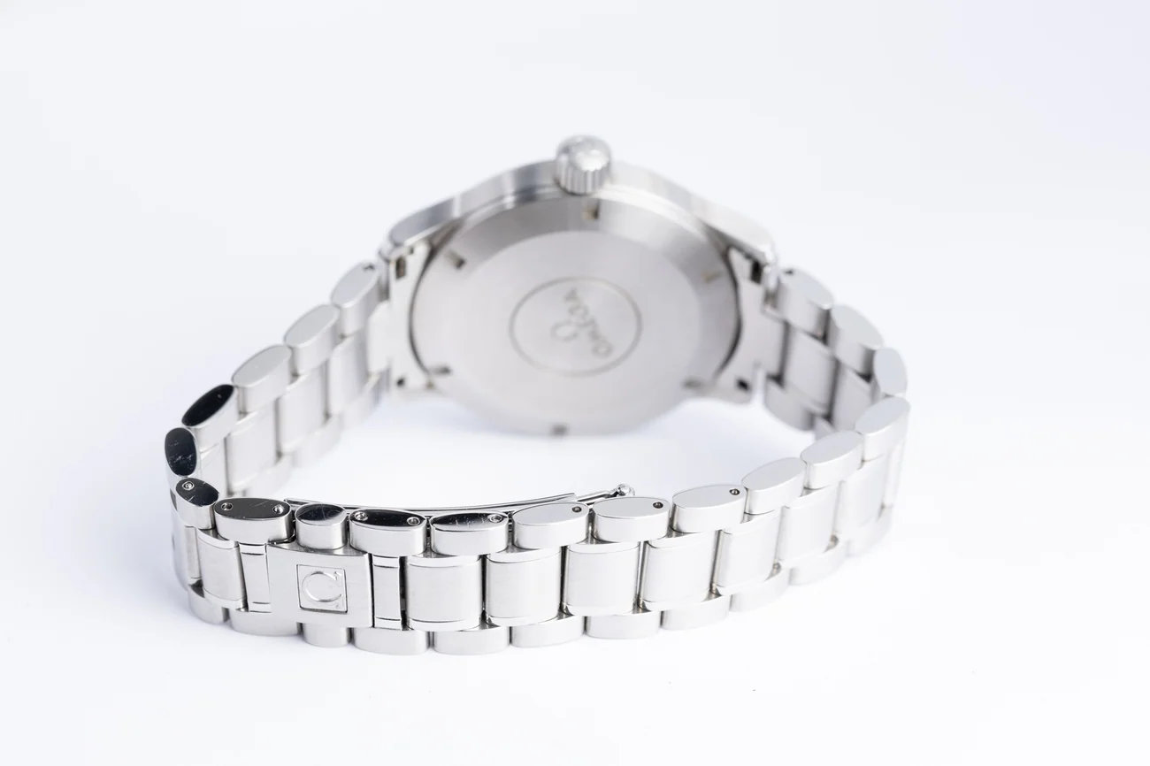 Omega Classic – Ref. 52038000, very good – 9/9