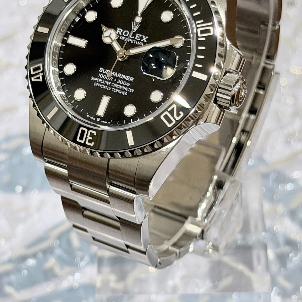 Rolex Submariner Date 116613LB – Ref. 126610LN, Neu – 5/6