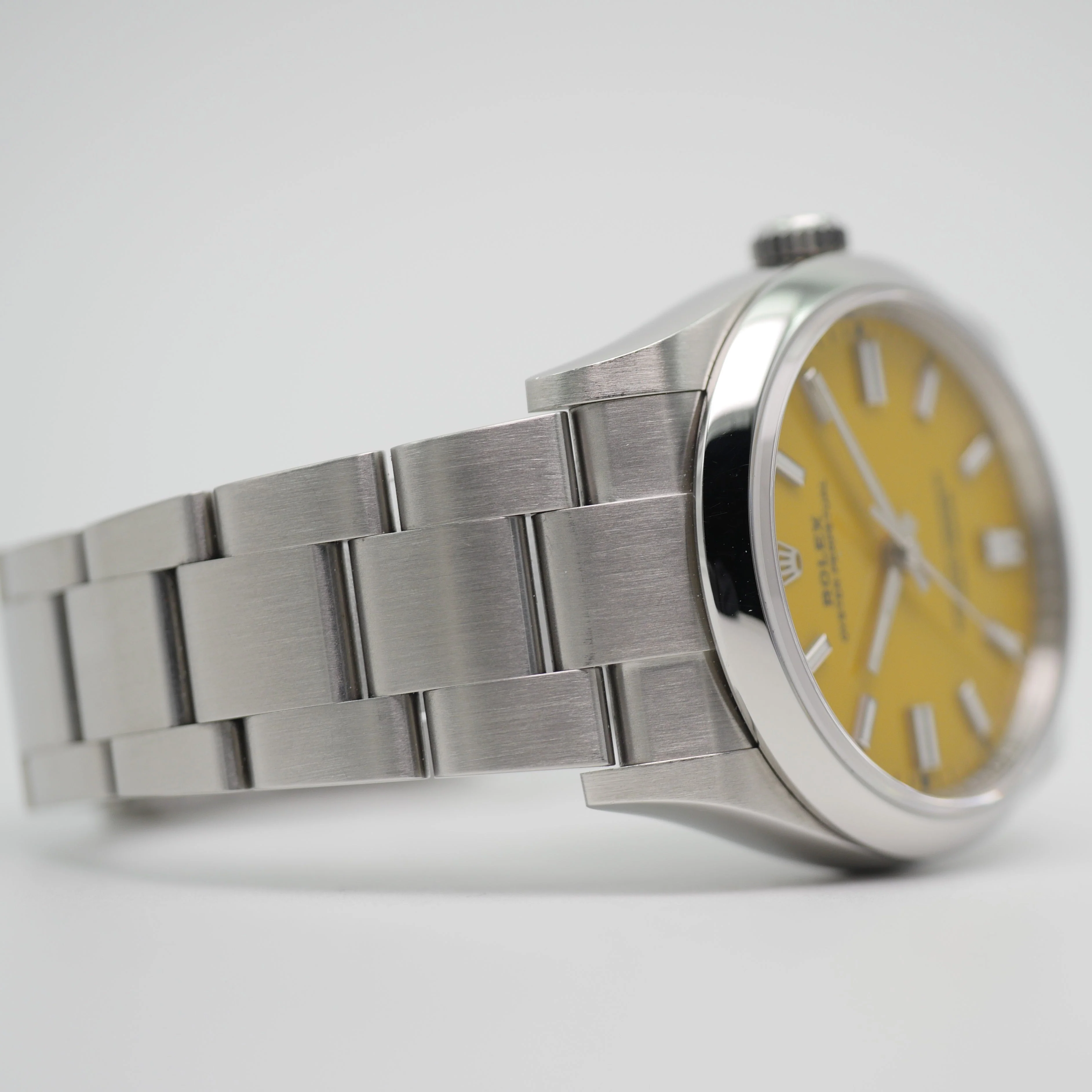 Rolex Oyster Perpetual – Ref. 126000, Sehr gut – 4/5