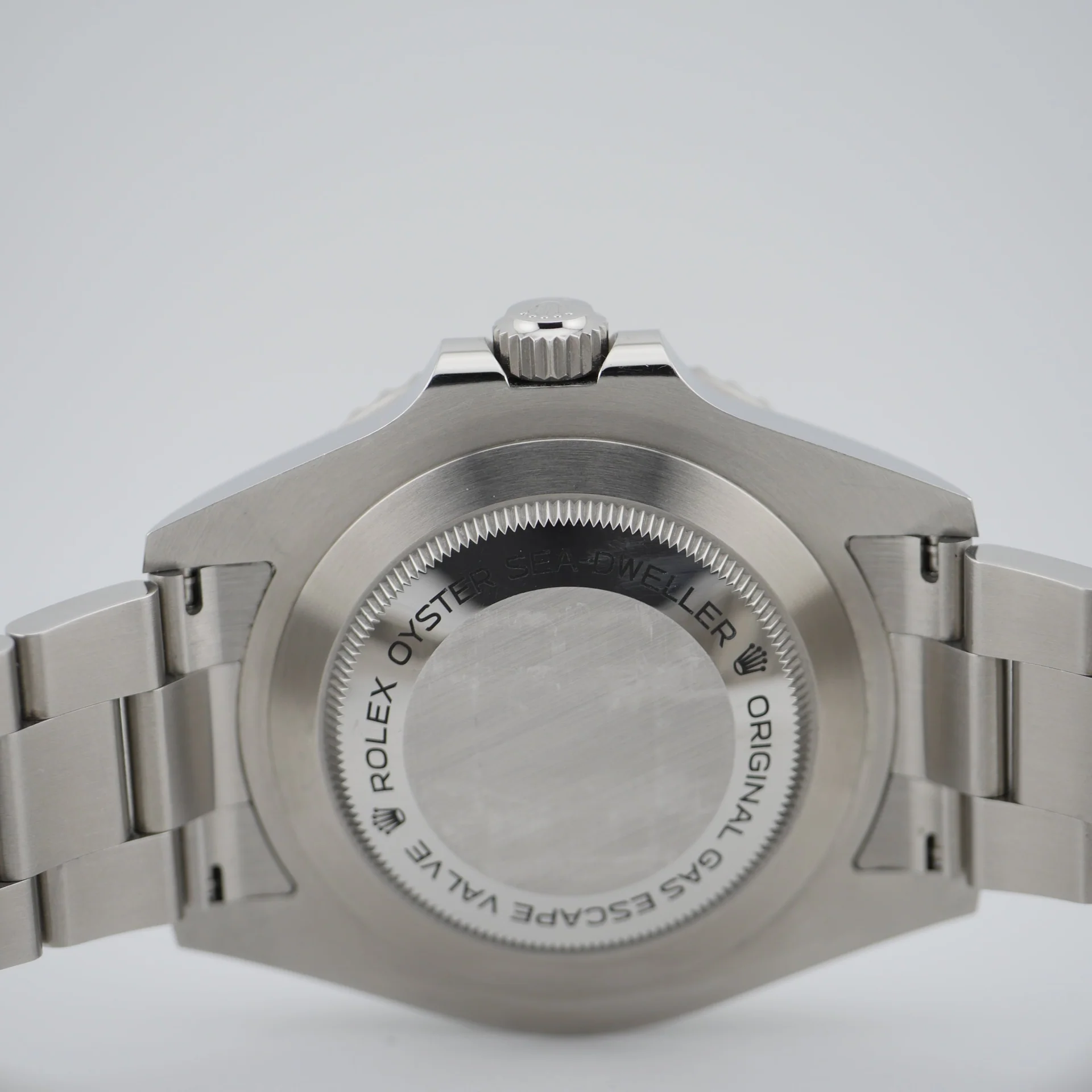 Rolex Sea-Dweller – Ref. 126600, Sehr gut – 5/5