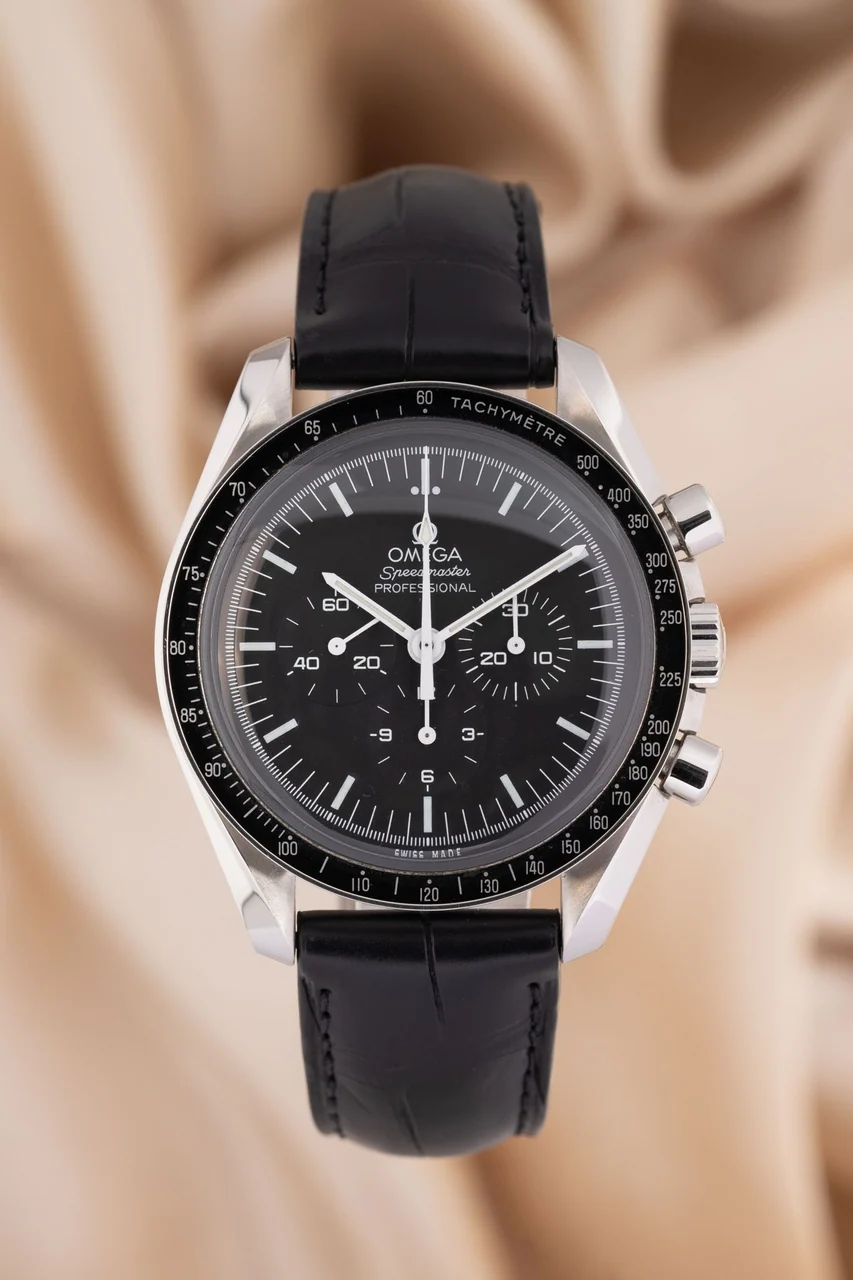 Omega Speedmaster Professional Moonwatch Hesalite – Ref. 31133423001001, Sehr gut – 1/10