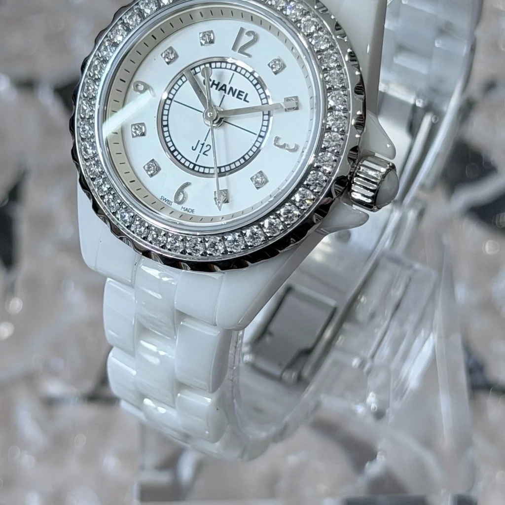 Chanel J12 – Ref. H2572, very good – 5/6