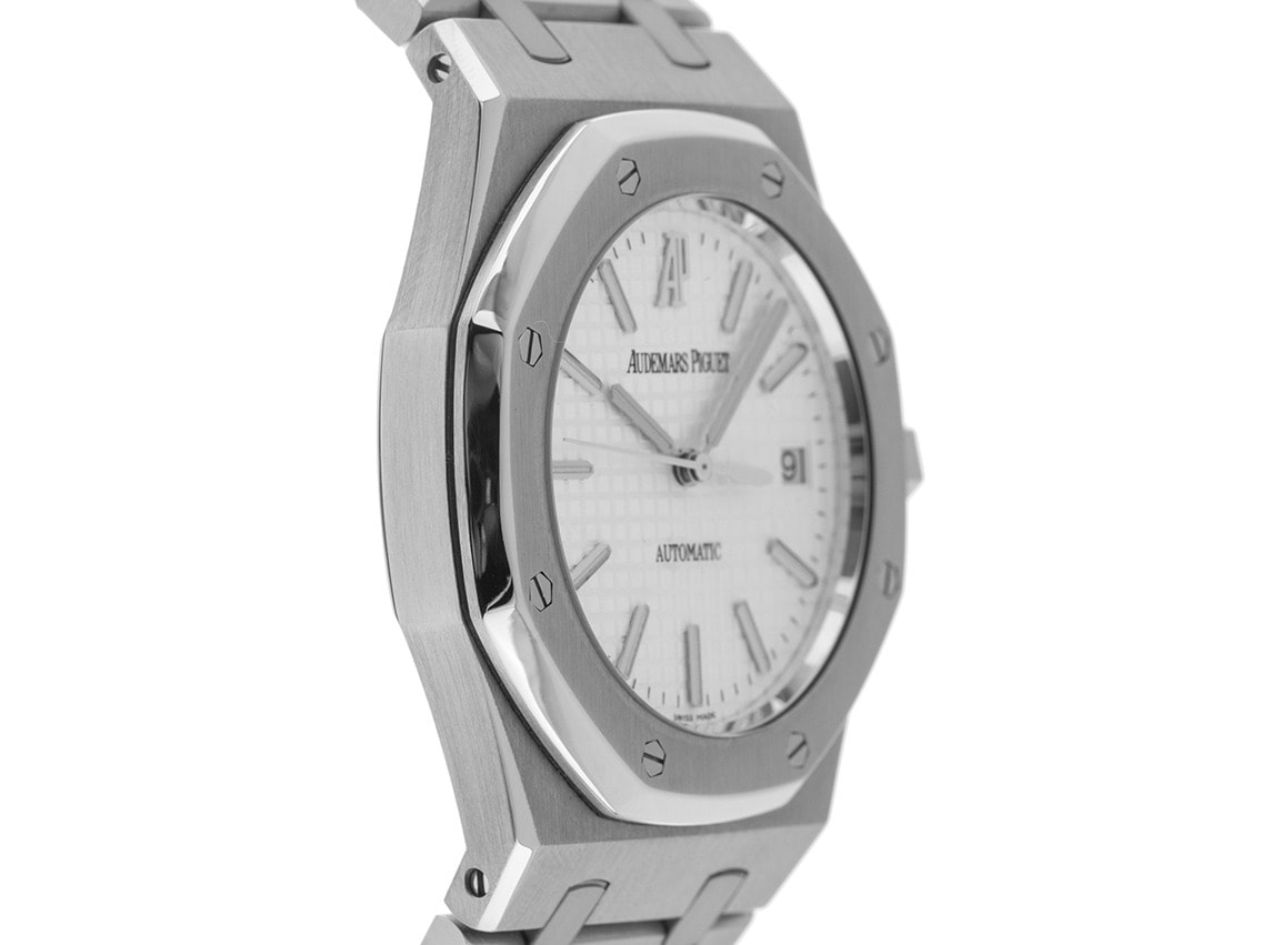 Audemars Piguet Royal Oak – Ref. 15300ST.OO.1220ST.01, like new – 5/8