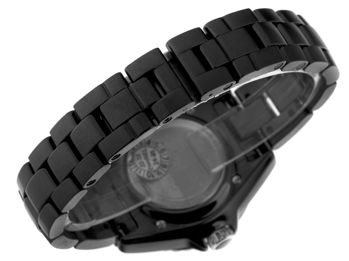 Chanel J12 – Ref. H7121, Neu – 6/6