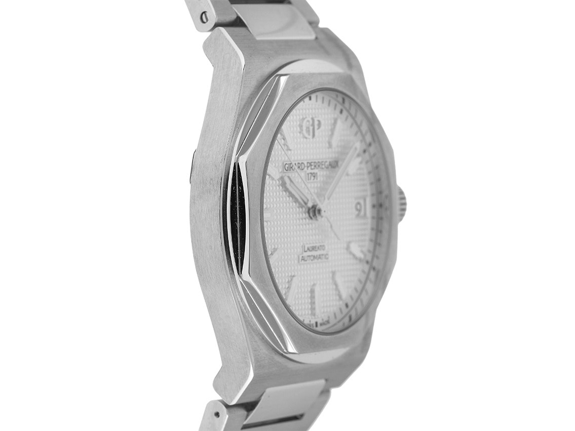 Girard Perregaux Laureato – Ref. 81010-11-131-11A, New – 5/8