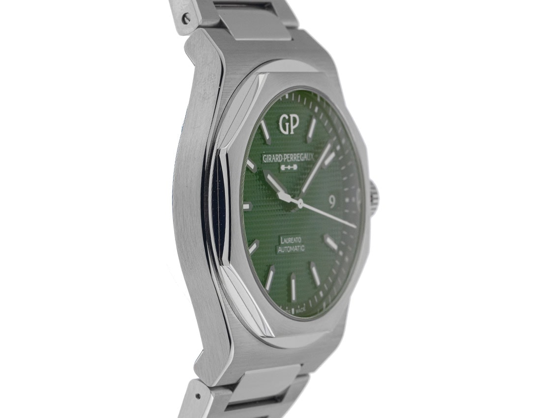 Girard Perregaux Laureato – Ref. 81010-11-3153-1CM, New – 5/7