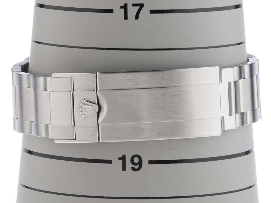 Rolex Explorer – Ref. 214270, very good – 8/10
