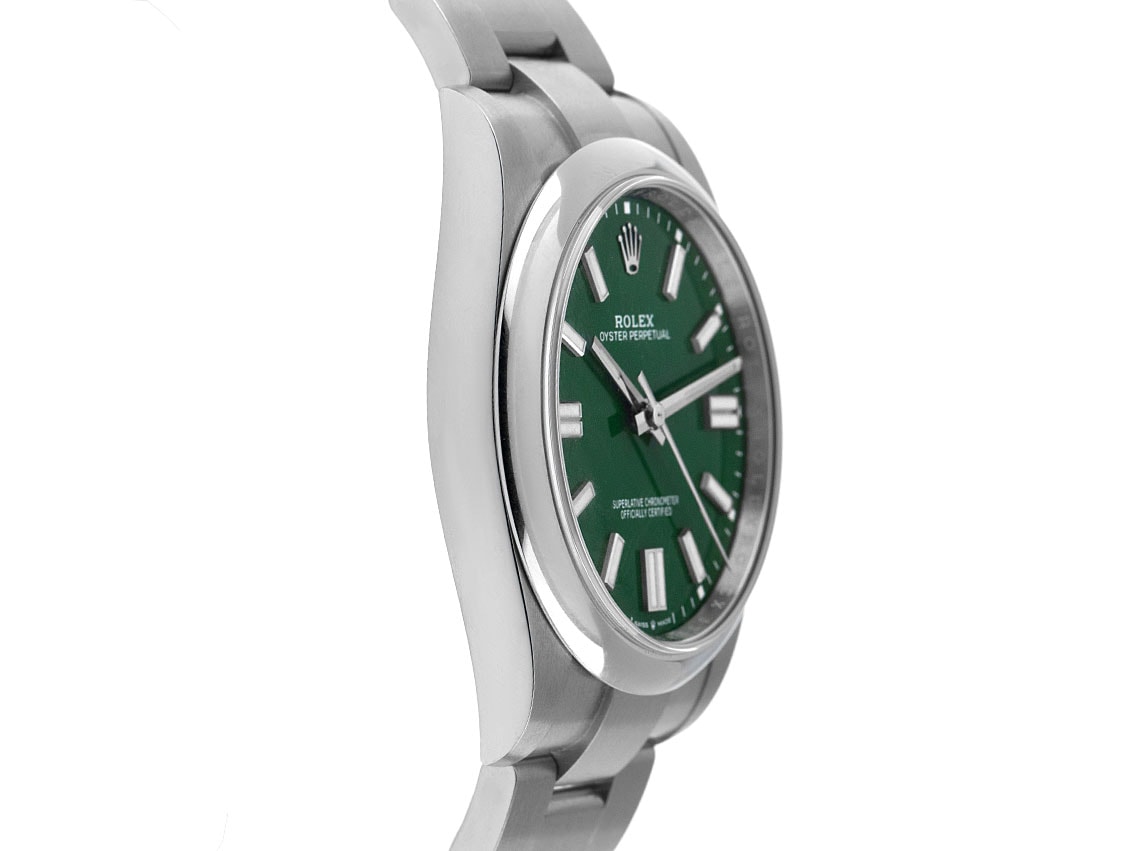 Rolex Oyster Perpetual – Ref. 124300, like new – 5/9