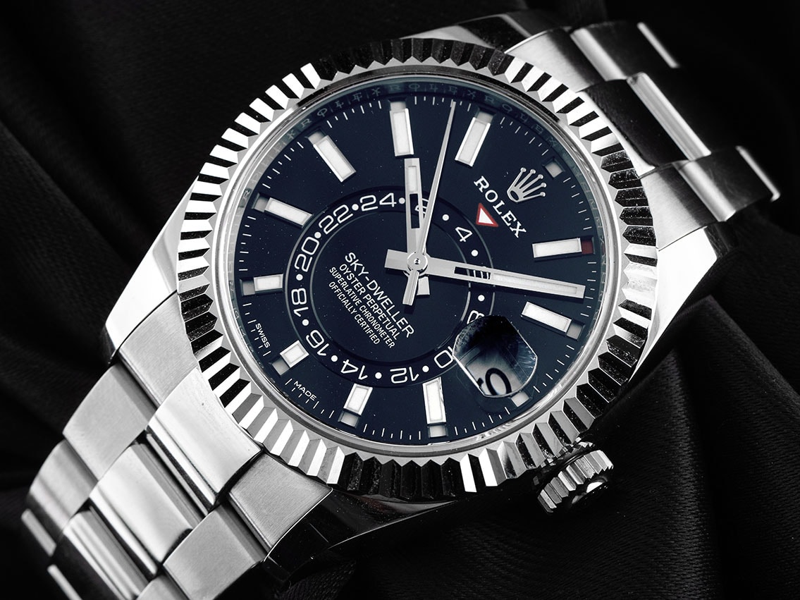 Rolex Sky-Dweller – Ref. 326934, like new – 3/8