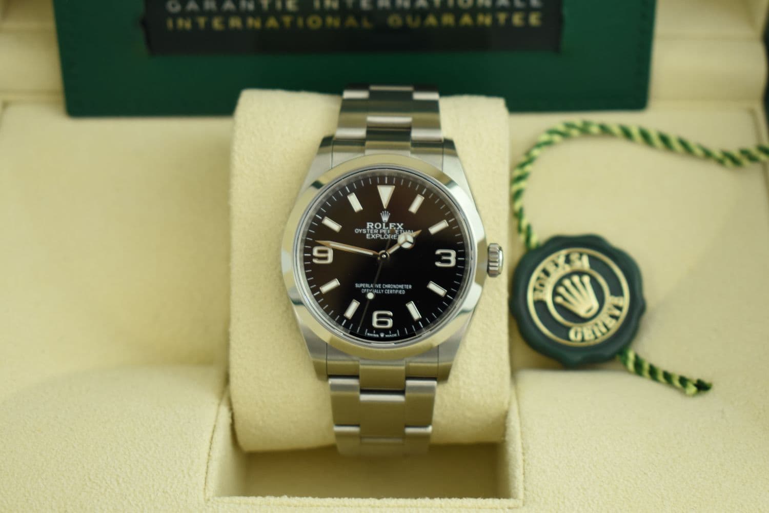 Rolex Explorer 36 – Ref. 124270, Sehr gut
