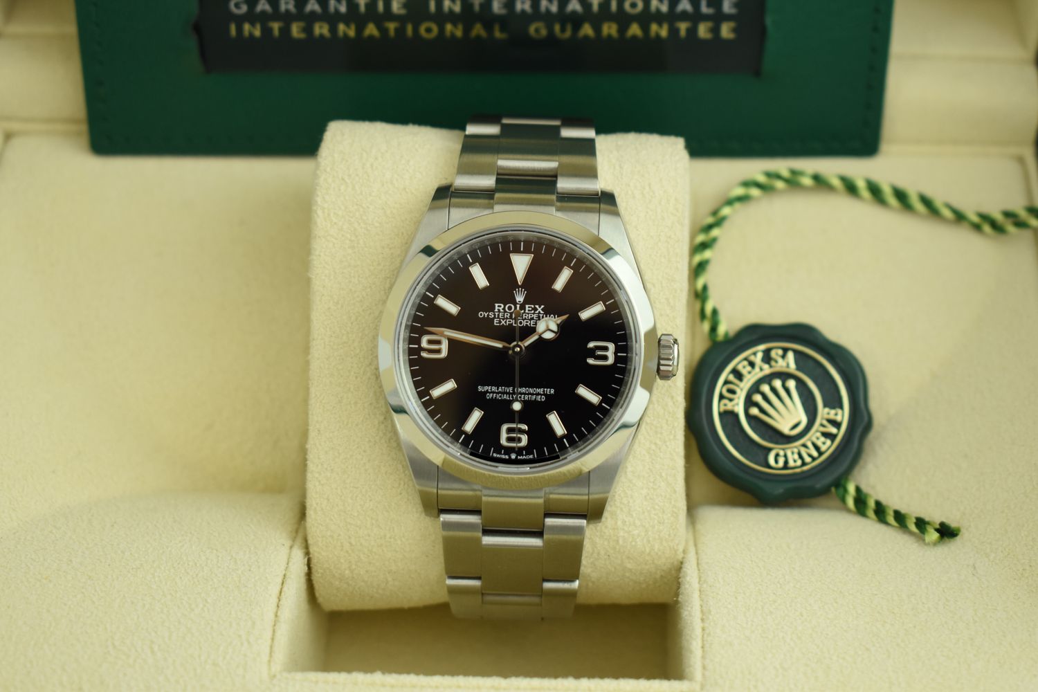 Rolex Explorer 36 – Ref. 124270, Sehr gut – 8/9