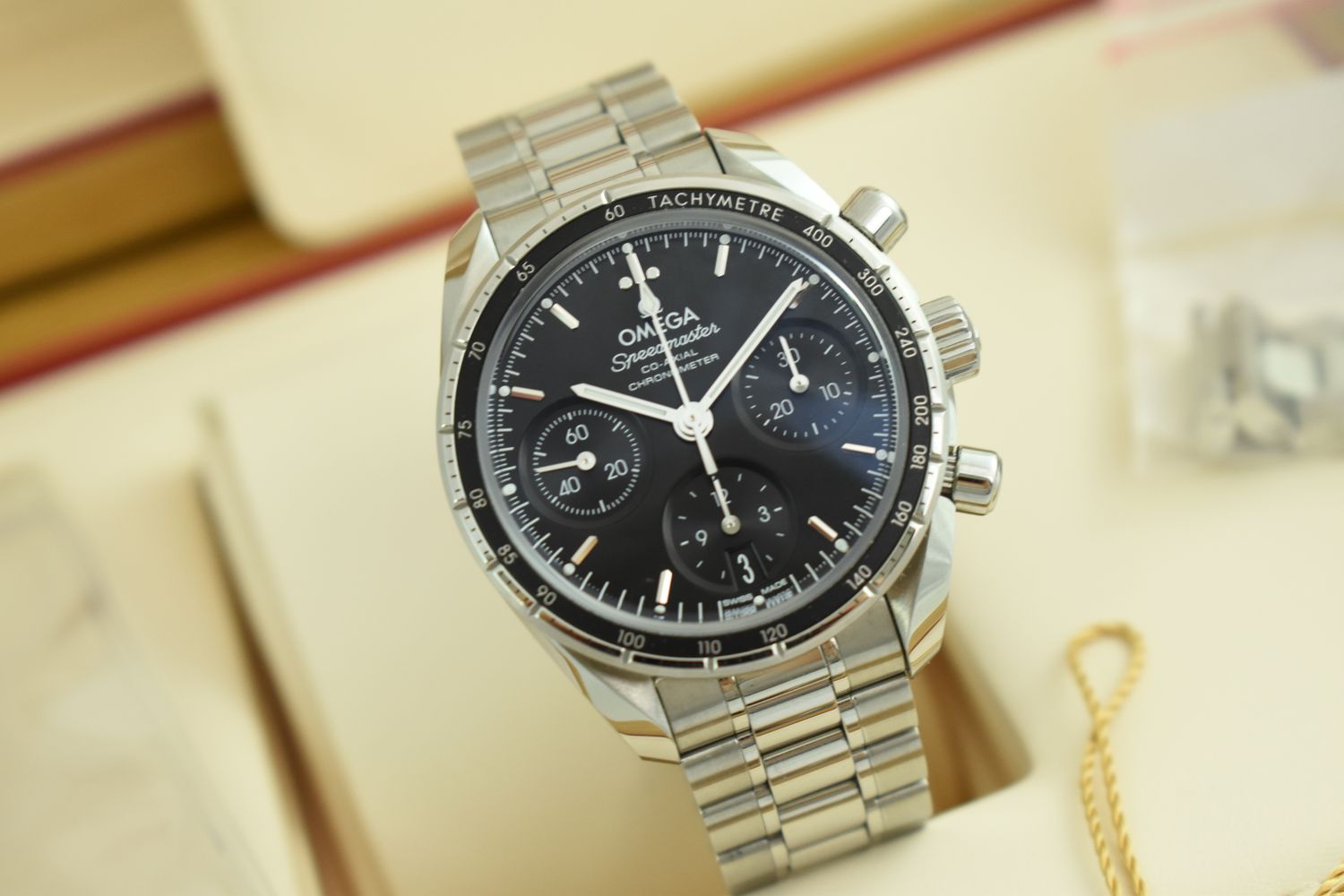 Omega Speedmaster – Ref. 324.30.38.50.01.001, Wie neu – 5/10