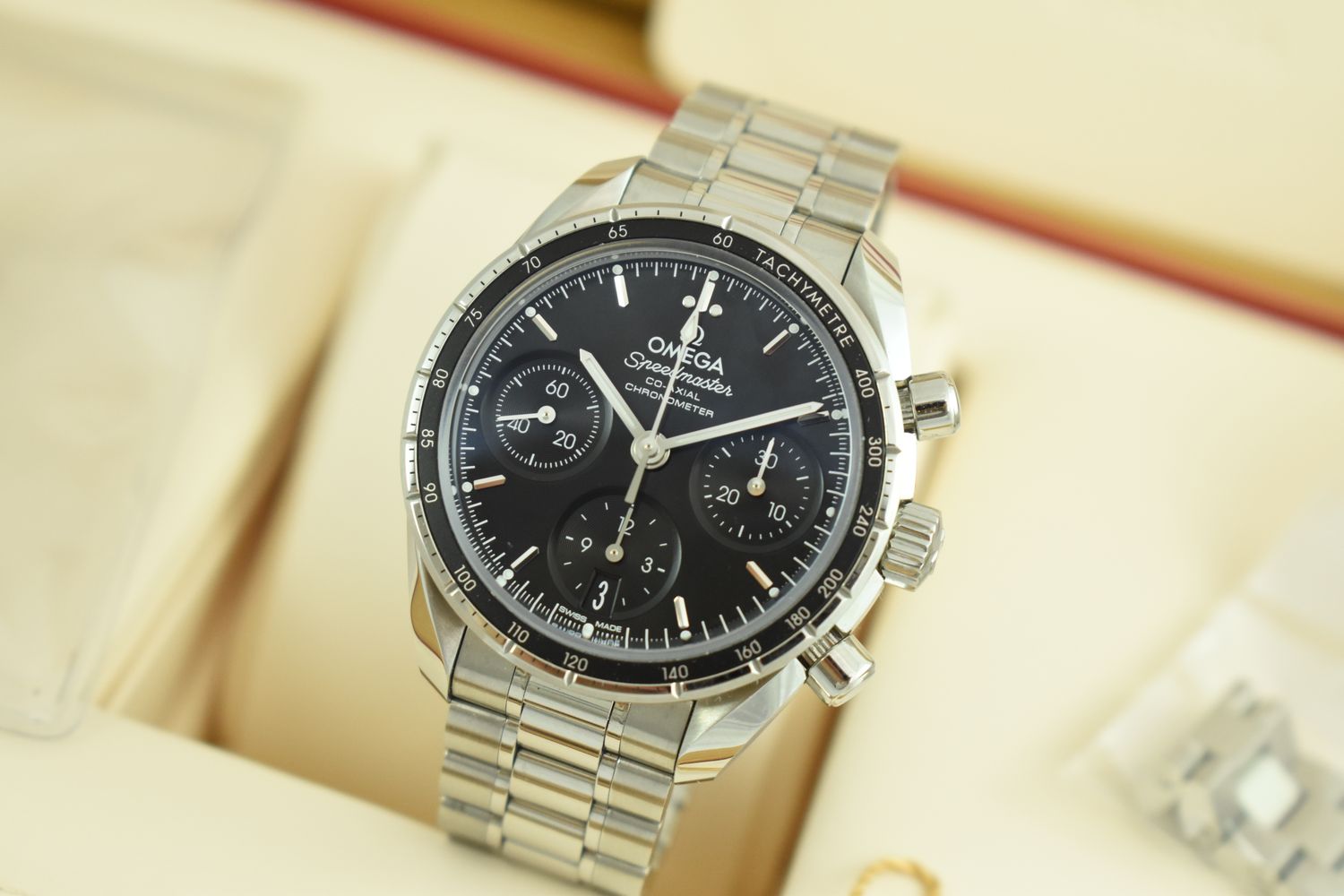 Omega Speedmaster – Ref. 324.30.38.50.01.001, Wie neu – 10/10