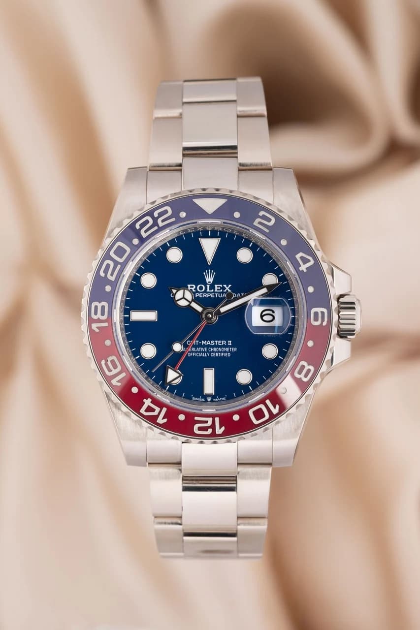 Rolex GMT-Master II – Ref. 126719BLRO, Sehr gut