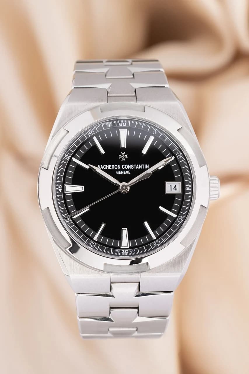 Vacheron Constantin Overseas – Ref. 4520V, Sehr gut