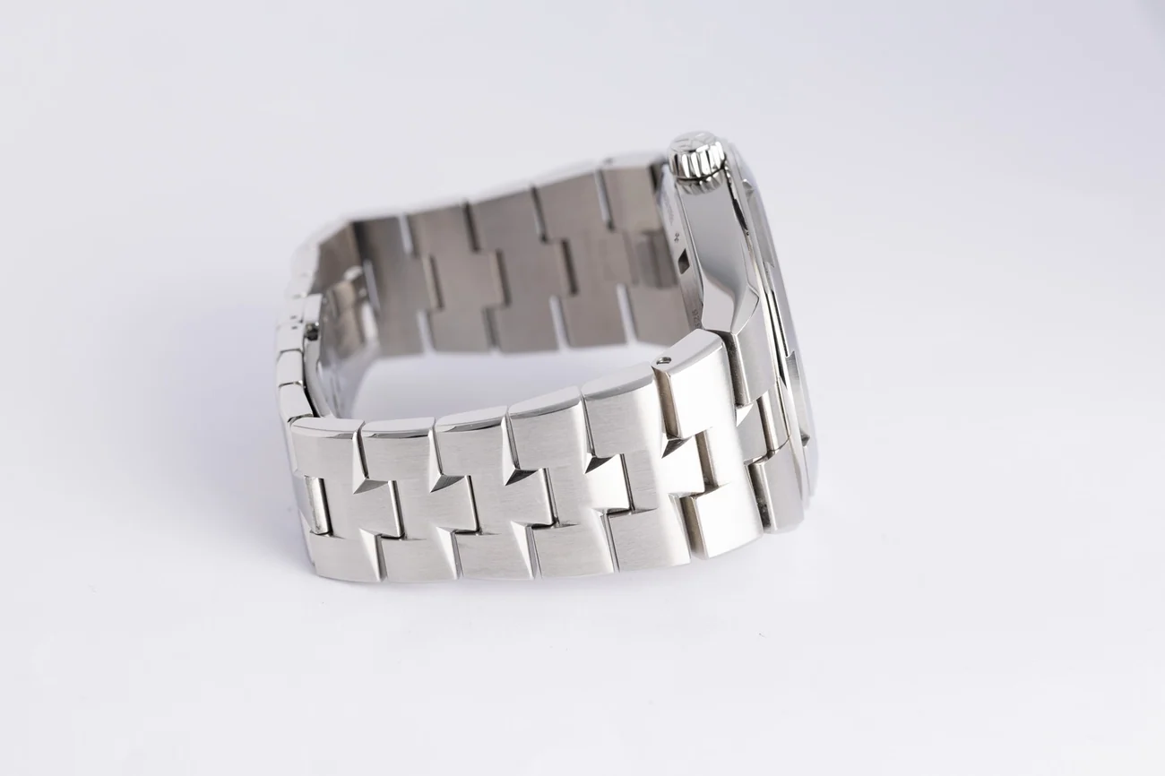 Vacheron Constantin Overseas – Ref. 4520V, Sehr gut – 5/11