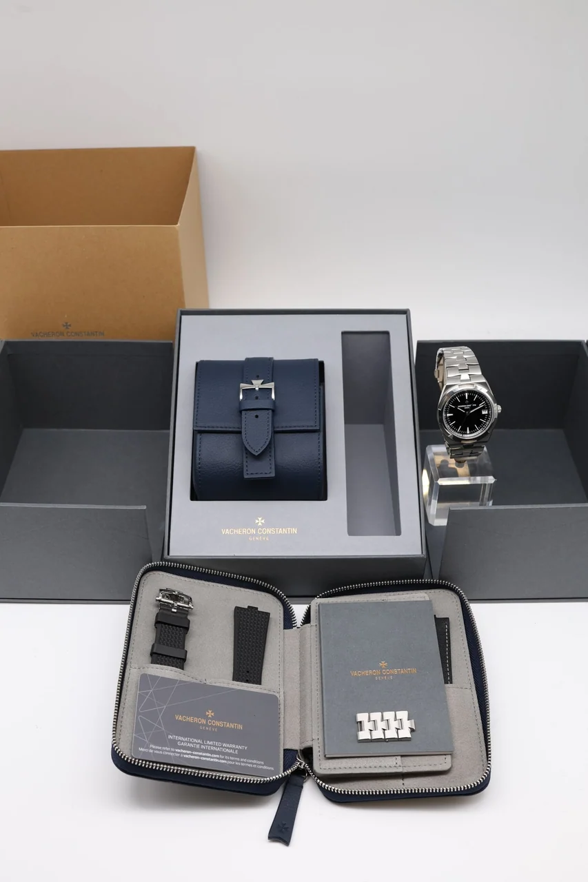 Vacheron Constantin Overseas – Ref. 4520V, Sehr gut – 8/11
