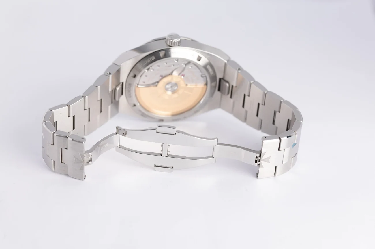 Vacheron Constantin Overseas – Ref. 4520V, Sehr gut – 9/11
