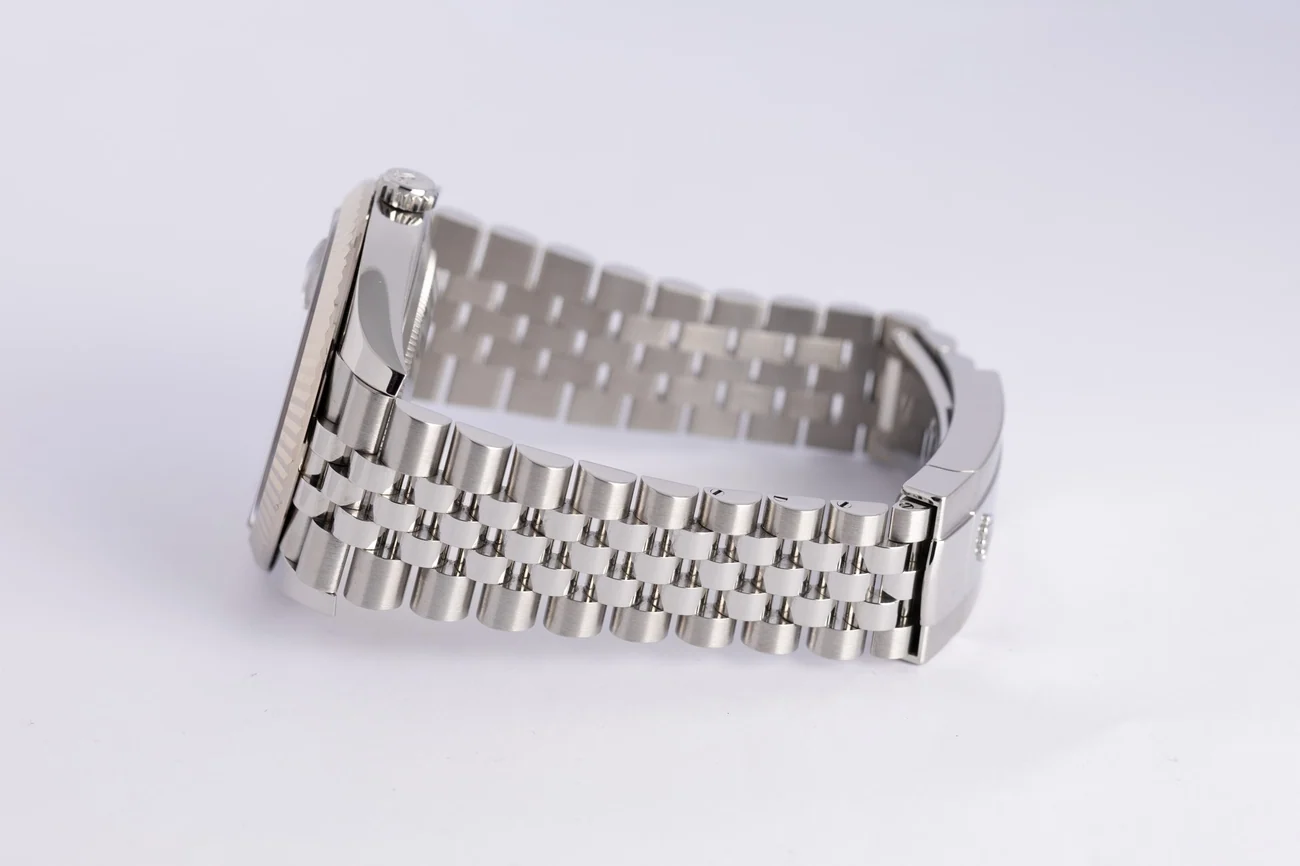Rolex Datejust 41 – Ref. 126334, Sehr gut – 3/10