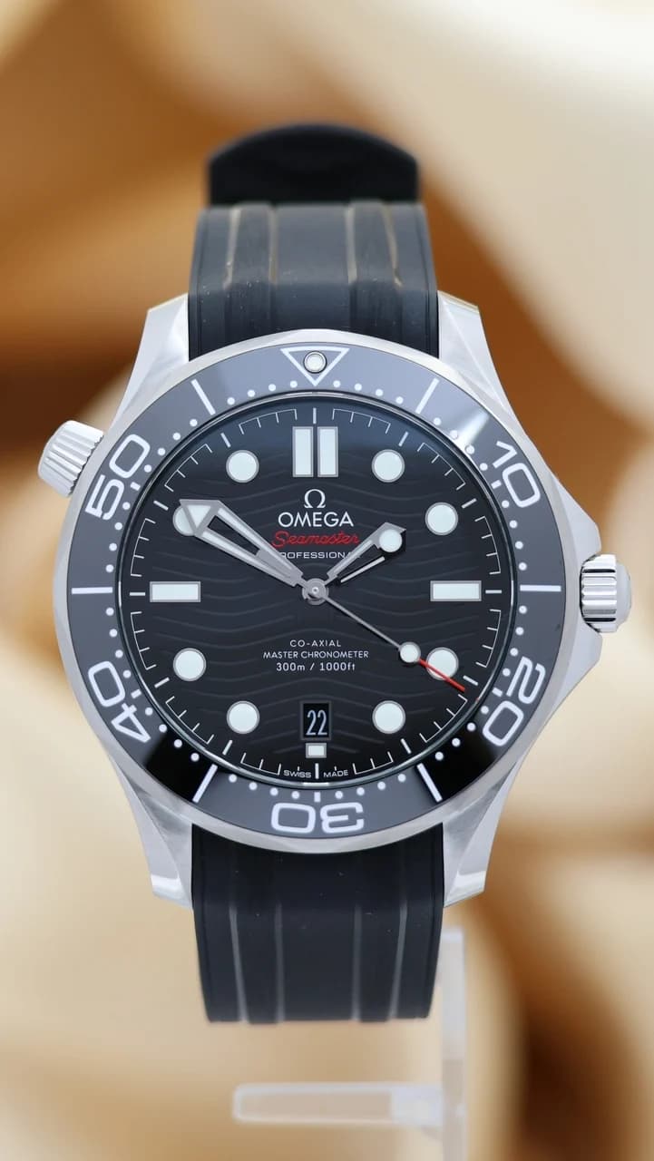 Omega Seamaster Diver 300M – Ref. 21032422001001, Wie neu