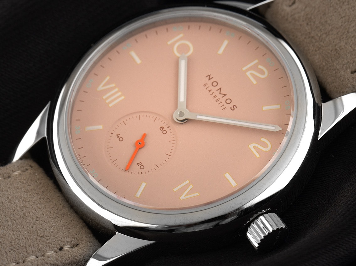 NOMOS Club – Ref. 706, Neu – 3/8