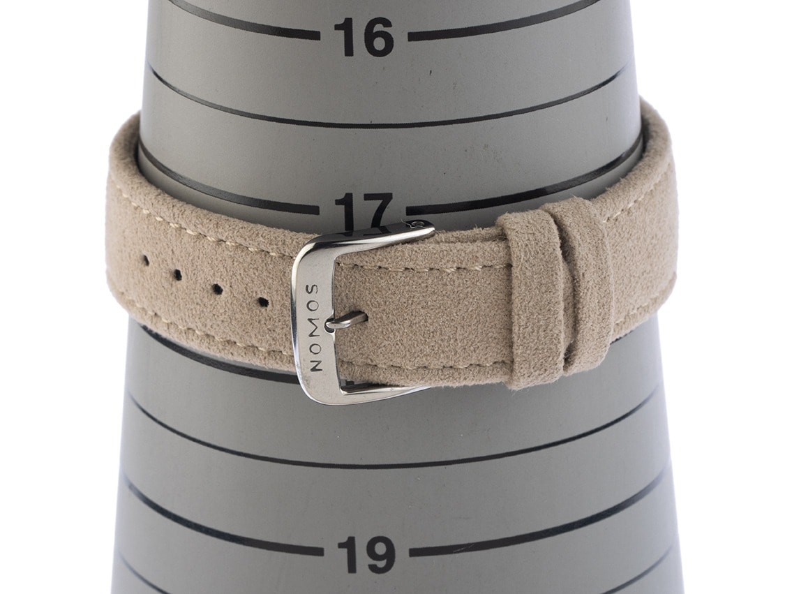 NOMOS Club – Ref. 706, Neu – 8/8