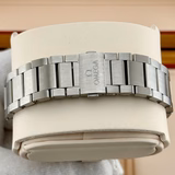 Omega Railmaster – Ref. 220.10.40.20.06.001, Neu – 16/17