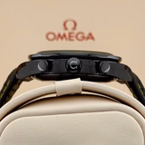 Omega Speedmaster Dark Side of the Moon – Ref. 310.92.44.50.01.001, Neu – 5/17