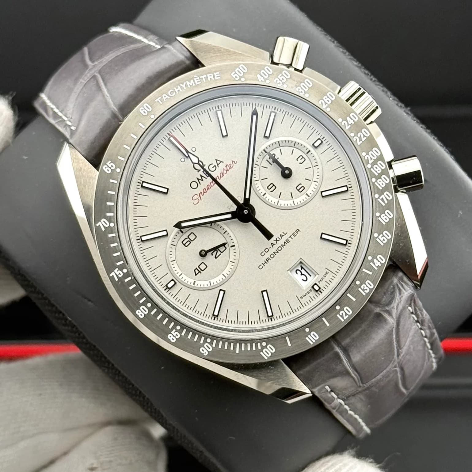 Omega Speedmaster – Ref. 31193445199001, Neu