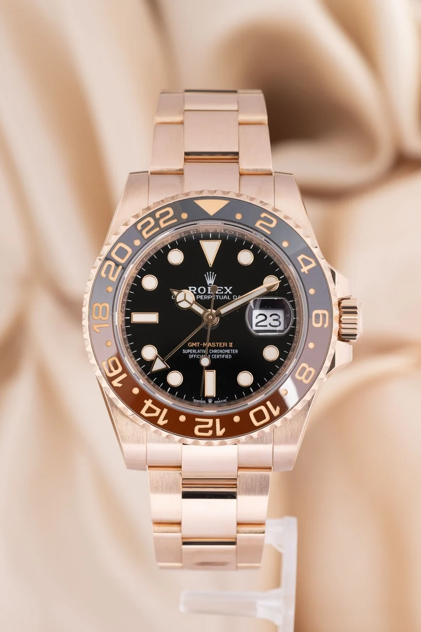 Rolex GMT-Master II – Ref. 126715CHNR, Sehr gut – 1/10