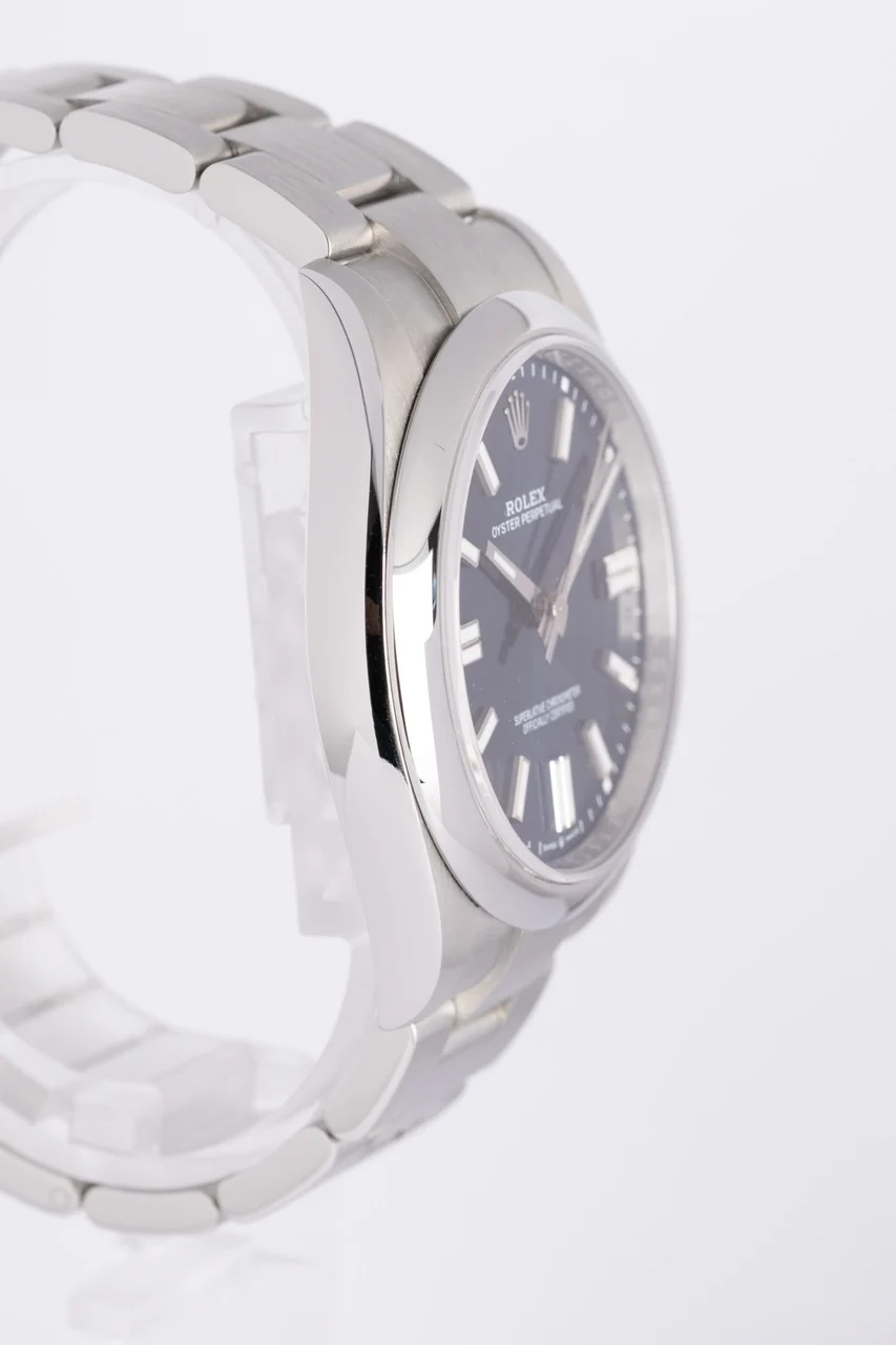 Rolex Oyster Perpetual – Ref. 124300, Sehr gut – 4/10
