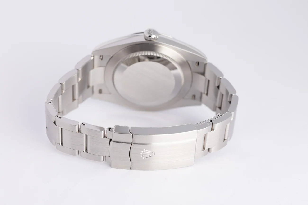 Rolex Oyster Perpetual – Ref. 124300, Sehr gut – 9/10