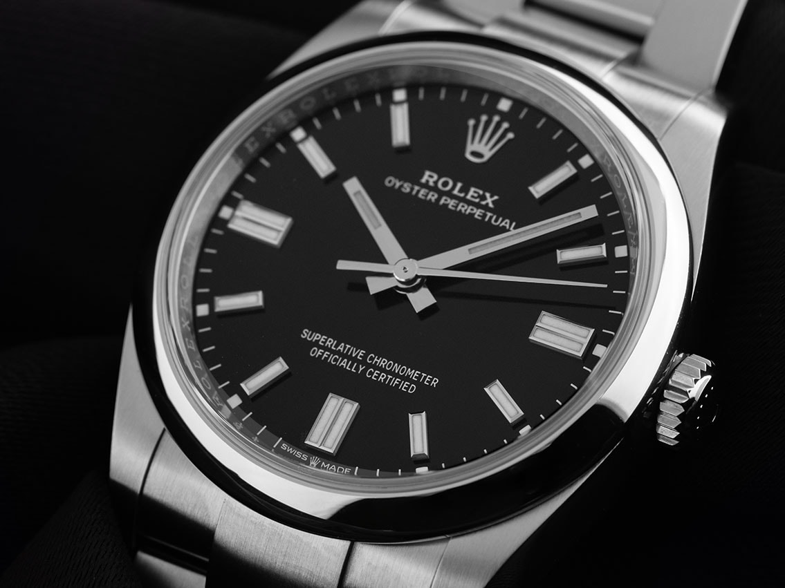 Rolex Oyster Perpetual – Ref. 126000, like new – 3/8